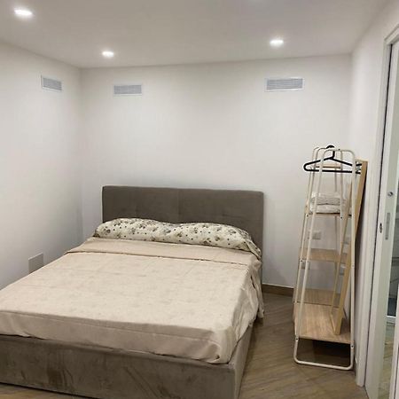 Appartamento Casa Daniela Napoli Esterno foto