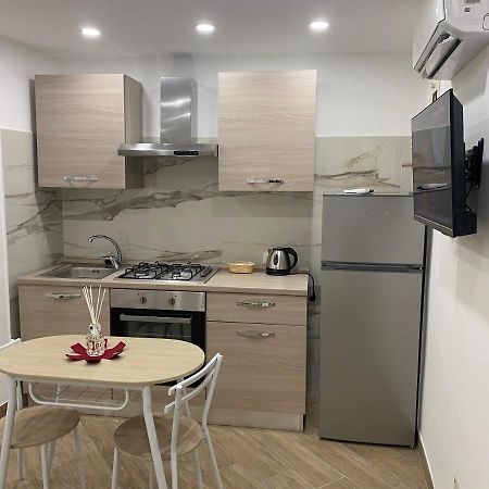 Appartamento Casa Daniela Napoli Esterno foto