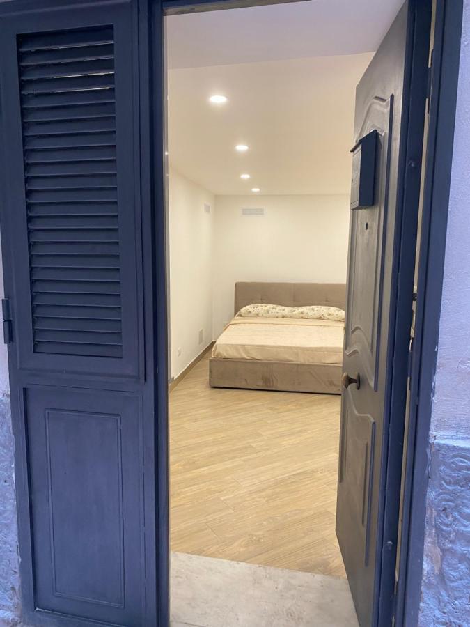 Appartamento Casa Daniela Napoli Esterno foto